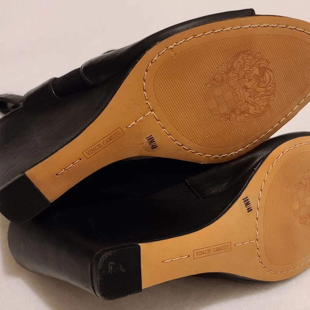Vince Camuto vince camuto
